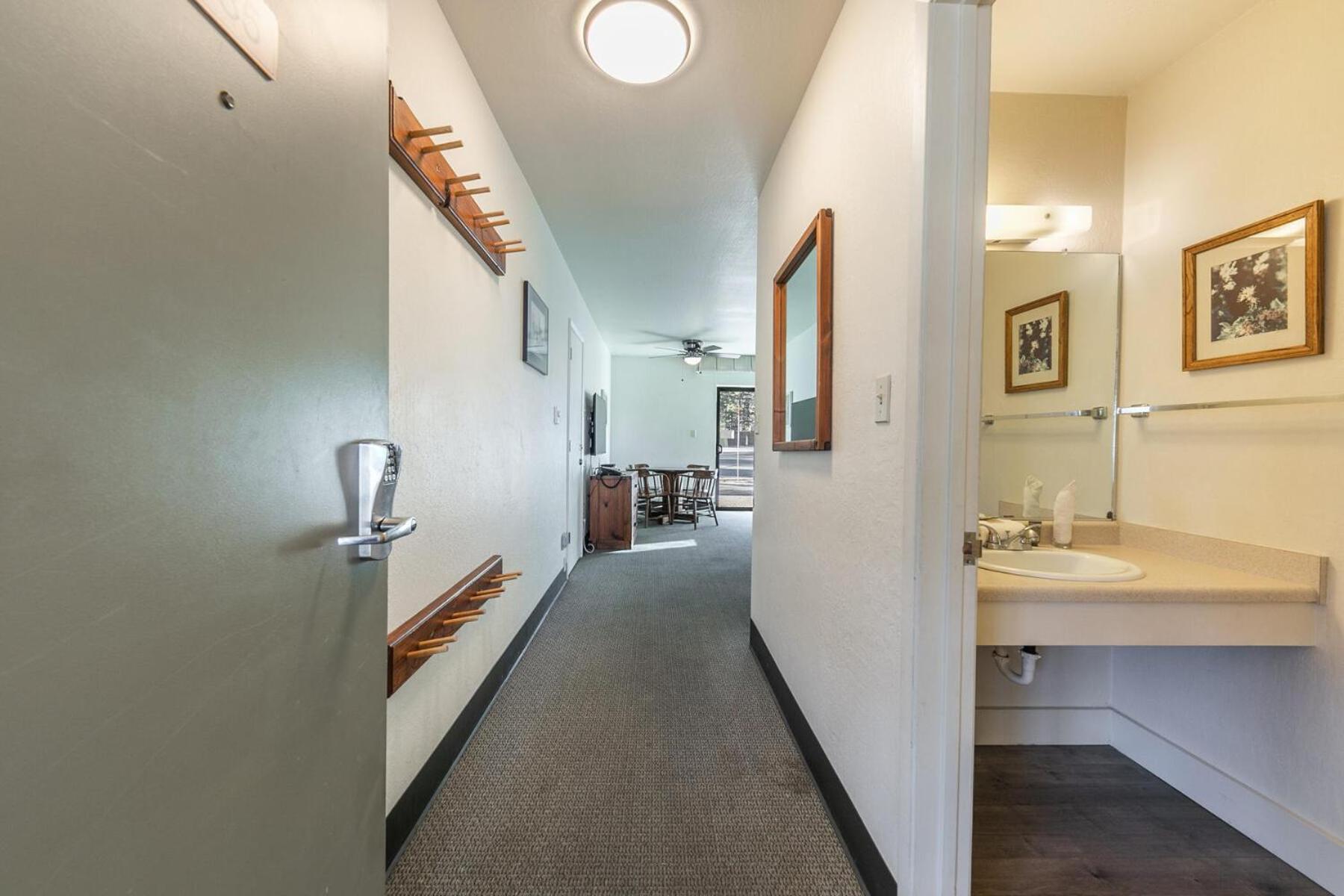 Homey 1st Floor #135 At Donner Village *